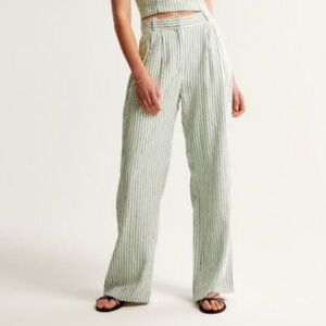 Abercrombie and Fitch Curve Love Cream and Green Stripe Linen Pants size 35 / 20